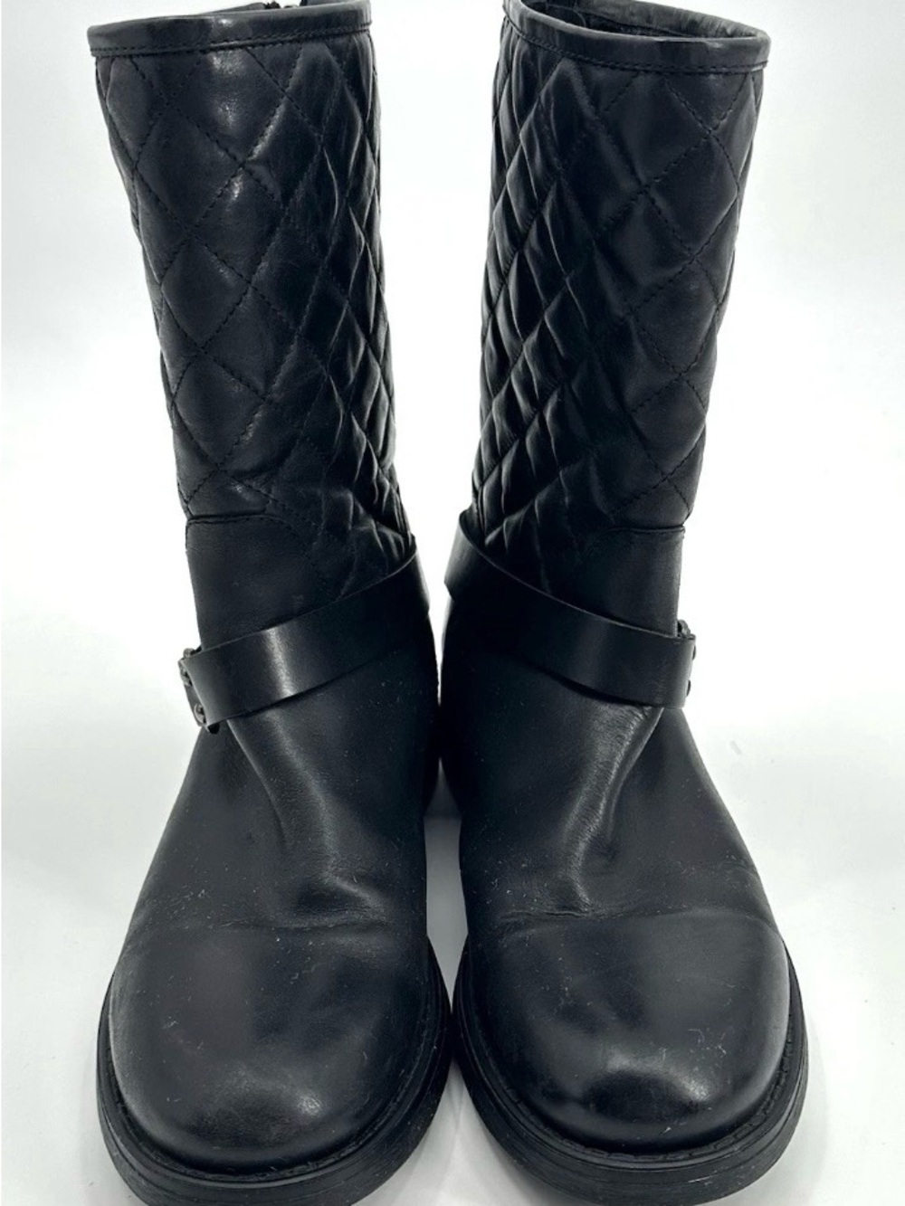 AQUATALIA Black Quilted Shaft Women's Boots - Classic Leather Style 8.5